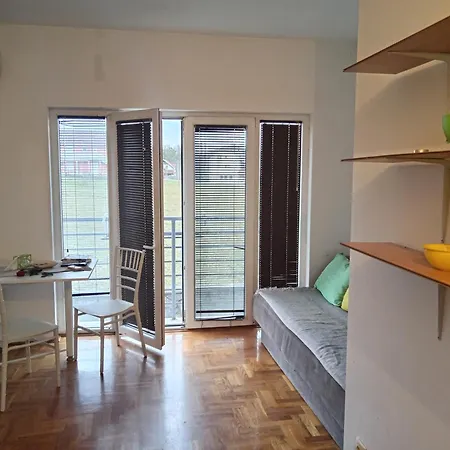 Apartment Tajna